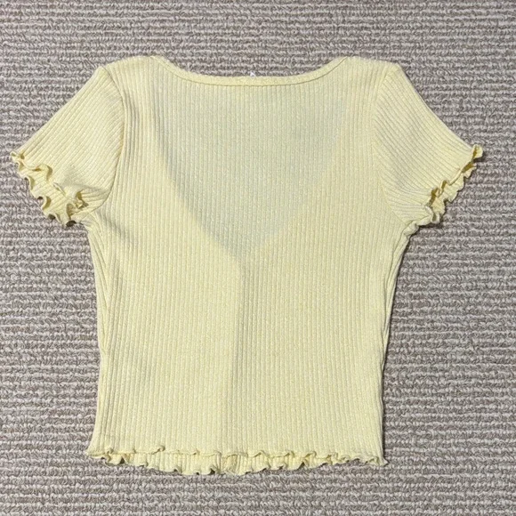 Yellow Ribbed Button-Up Women's Top - Picture 2 of 2